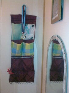 make_your_own_wall_storage