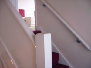 old_stairs_before_makeover